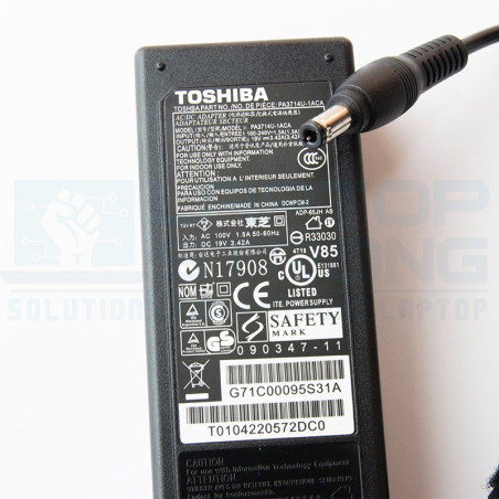 Incarcator pentru laptop Toshiba Satellite L645 L645D L650 L655 L655D L675 L745 3.42A 19V conector 5.5 * 2.5 mm